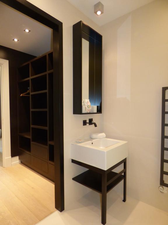 Arthur Properties Croisette Cannes Rum bild